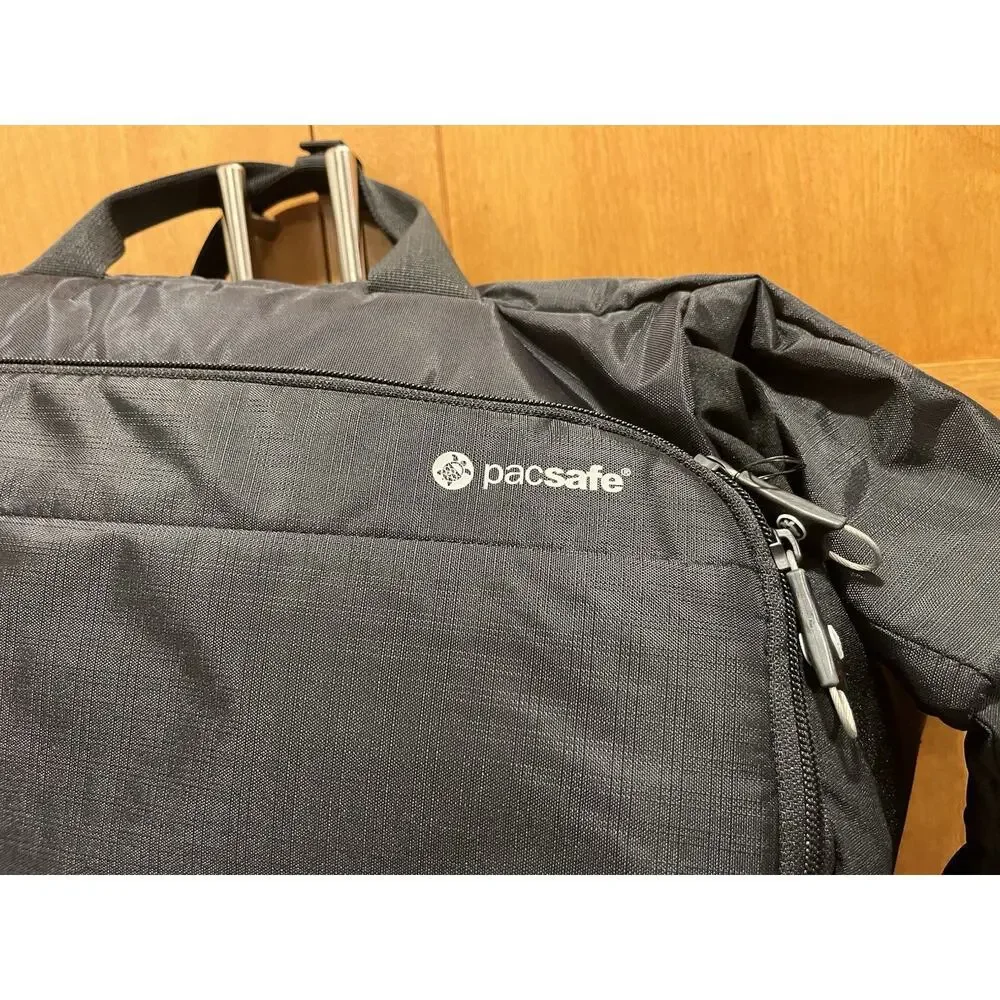 Pacsafe Camsafe V18 Anti-Theft Camera Sling Bag eXomesh Black Crossbody Backpack
